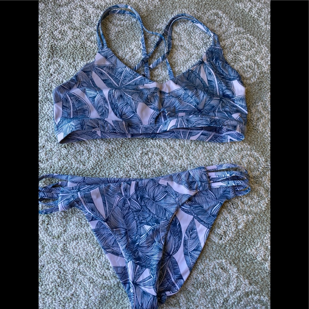 Hurley bathing suit